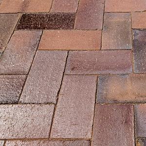 Тротуарный кирпич Westerwalder Klinker Classic 200x100x40мм  — PK84S Rotbraun-Bunt Spezial